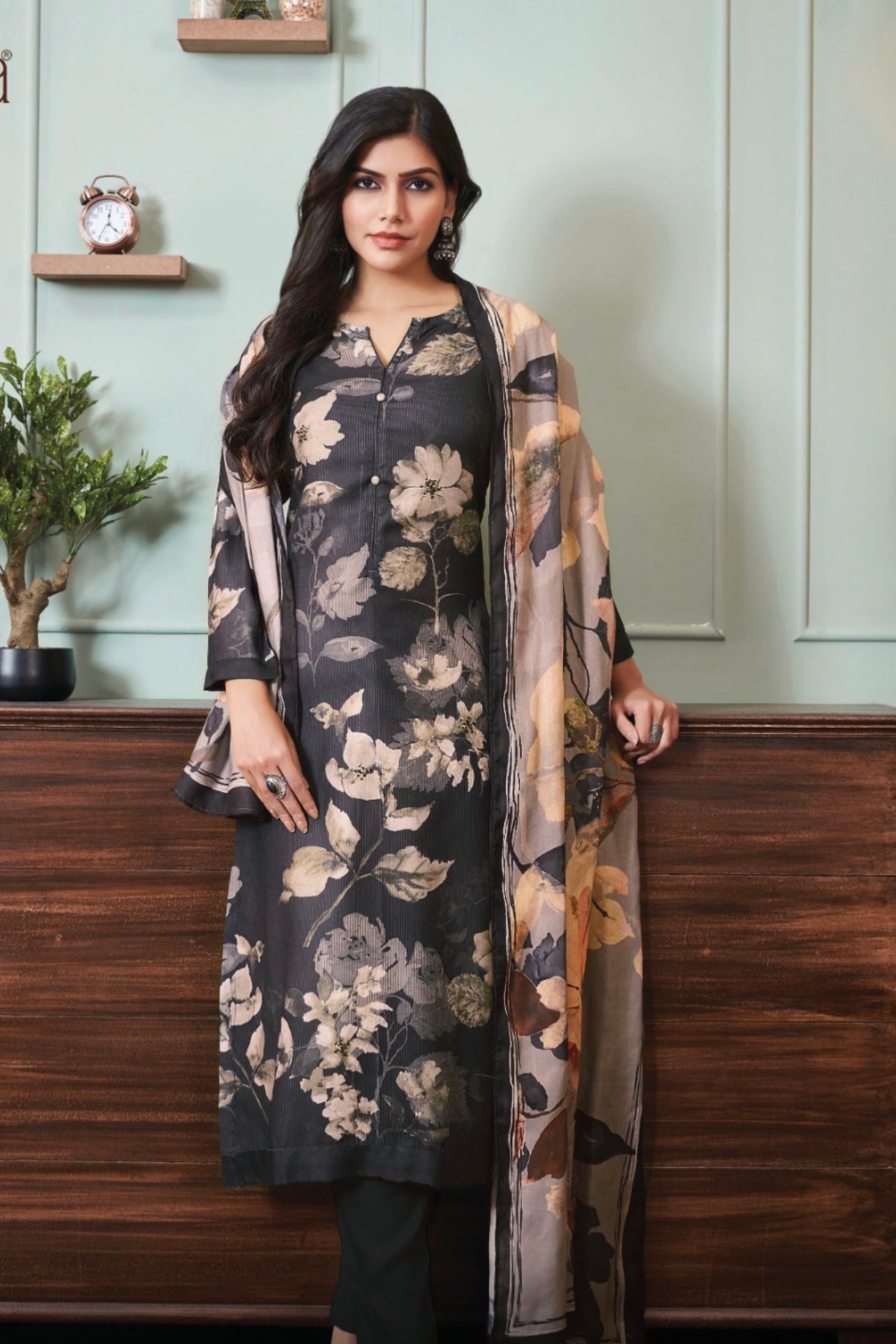 Premium Esta Brand Pashmina print Suit