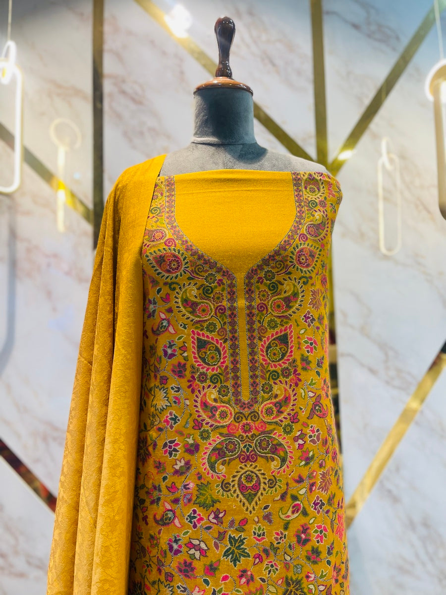 Kashmiri 🥶 winter pure kani suit (💯%handmade )