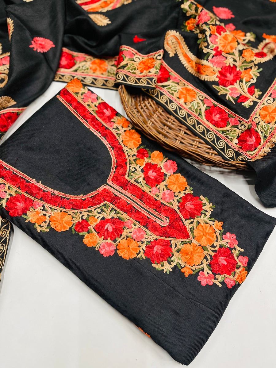 Kashmiri 🥶 winter pure suit (💯%handmade )