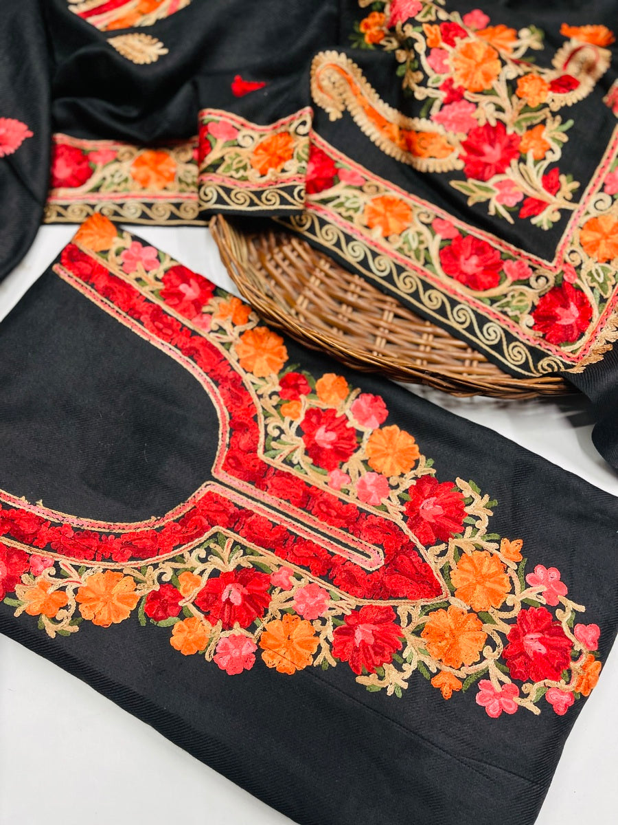 Kashmiri 🥶 winter pure suit (💯%handmade )