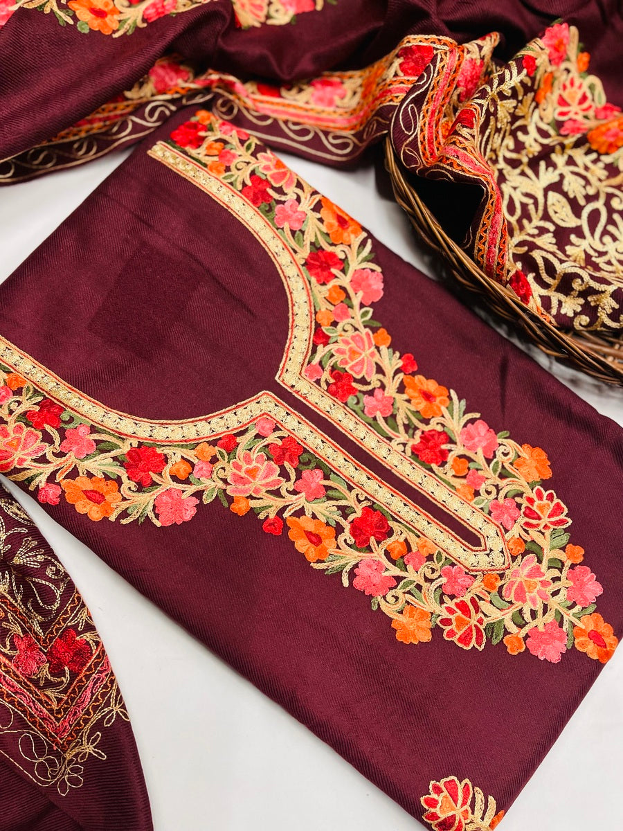 Kashmiri 🥶 winter pure suit (💯%handmade )