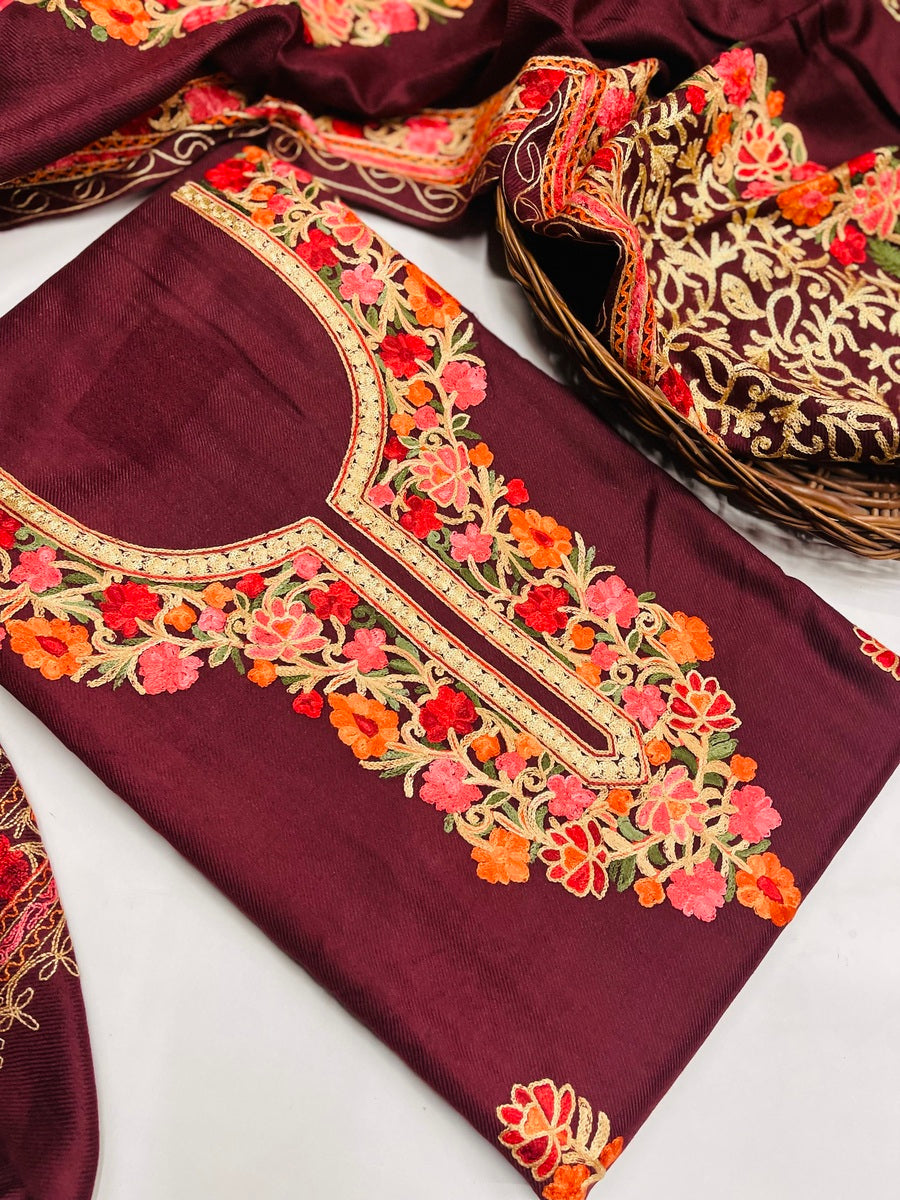Kashmiri 🥶 winter pure suit (💯%handmade )