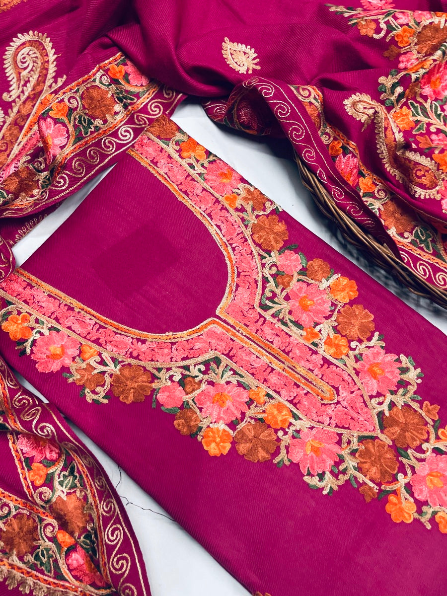 Kashmiri 🥶 winter pure suit (💯%handmade )