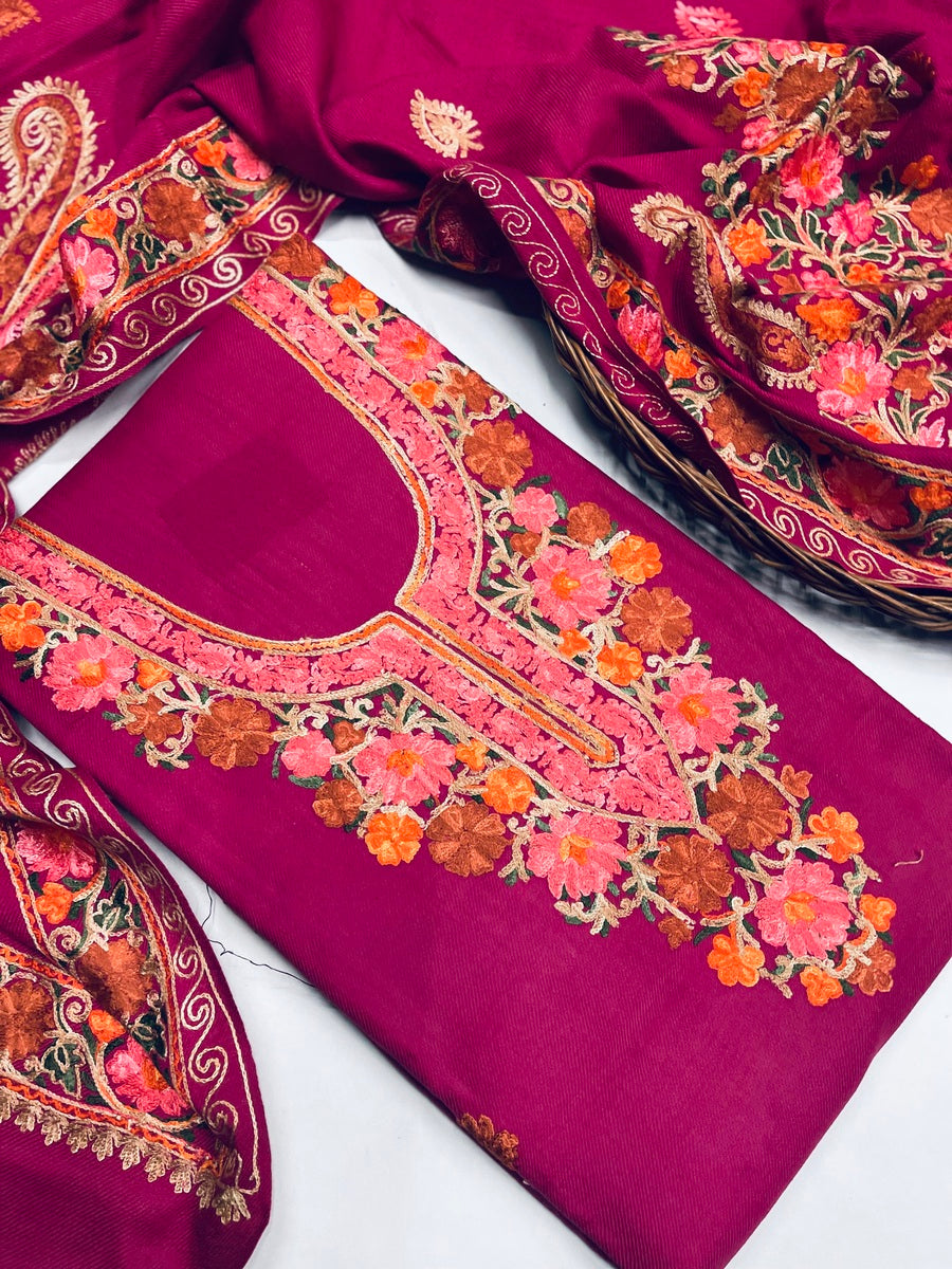 Kashmiri 🥶 winter pure suit (💯%handmade )