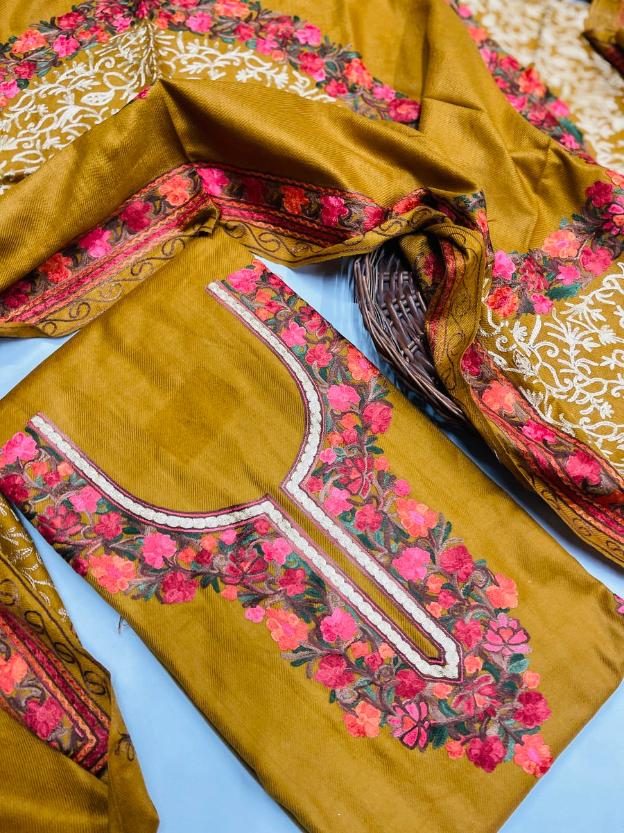 Kashmiri 🥶 winter pure suit (💯%handmade )