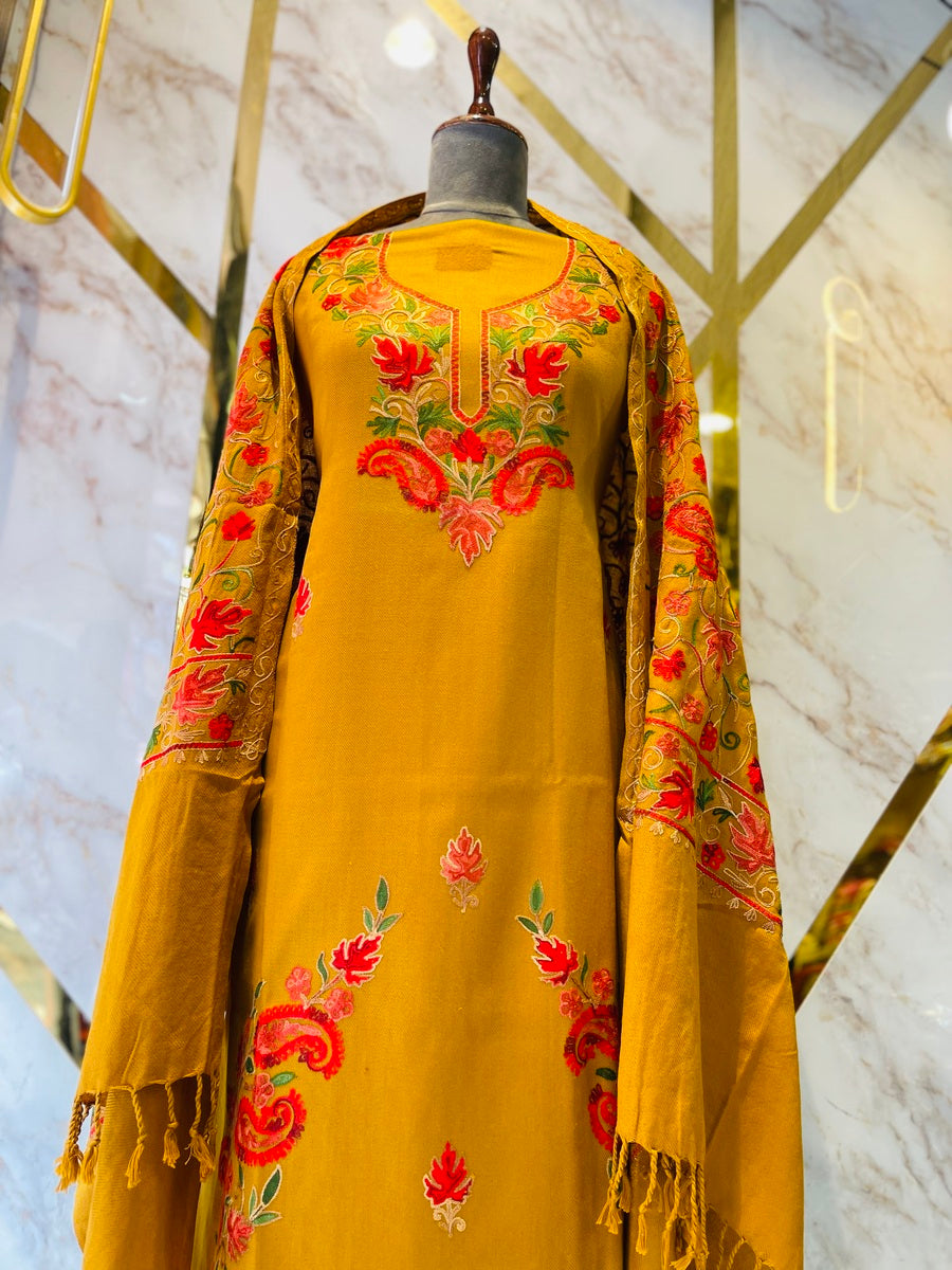 Kashmiri 🥶 winter pure suit (💯%handmade )