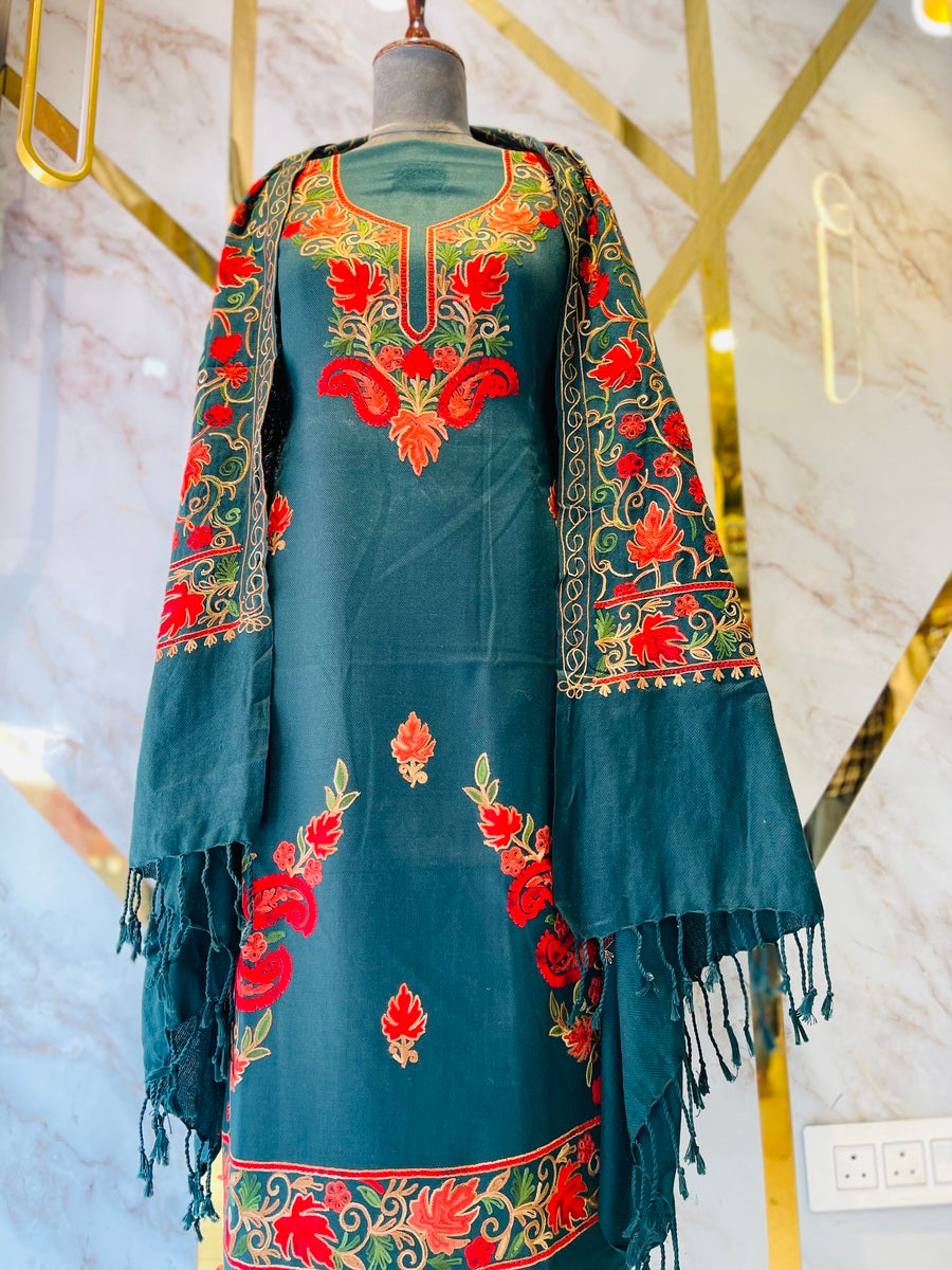 Kashmiri 🥶 winter pure suit (💯%handmade )
