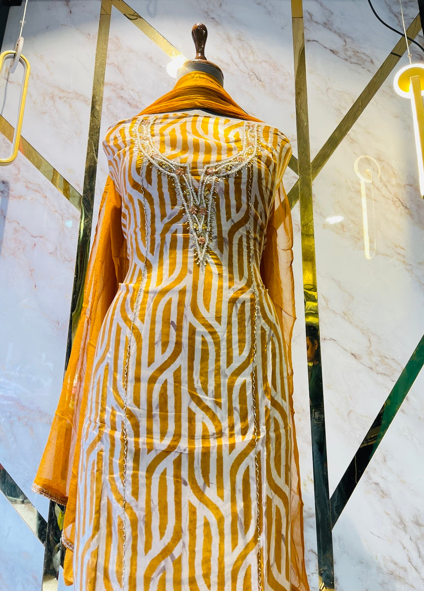 Premium  crape silk suit