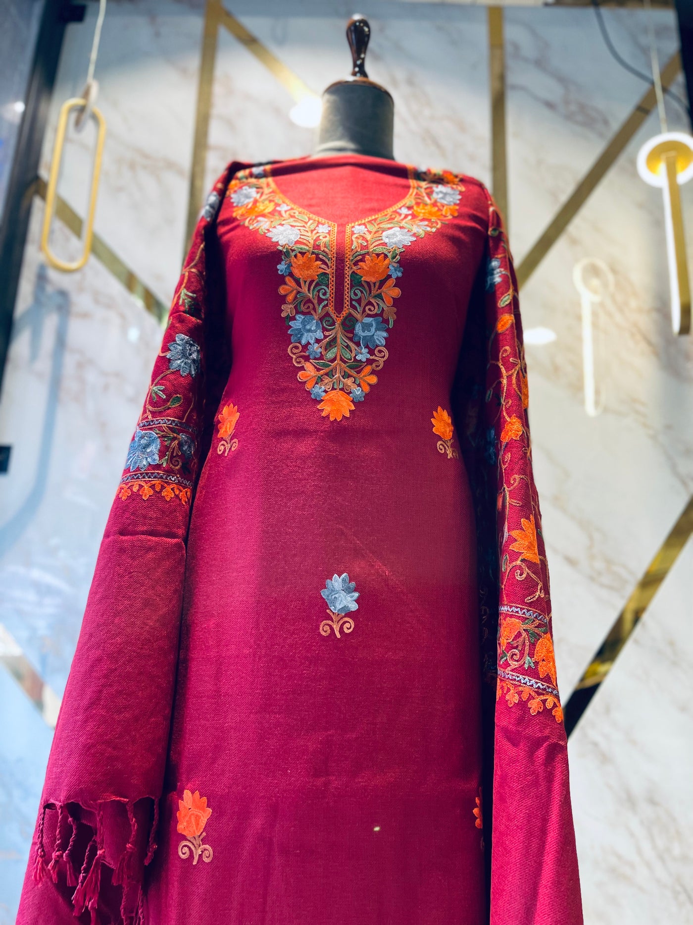 Kashmiri 🥶 winter pure suit (💯%handmade)