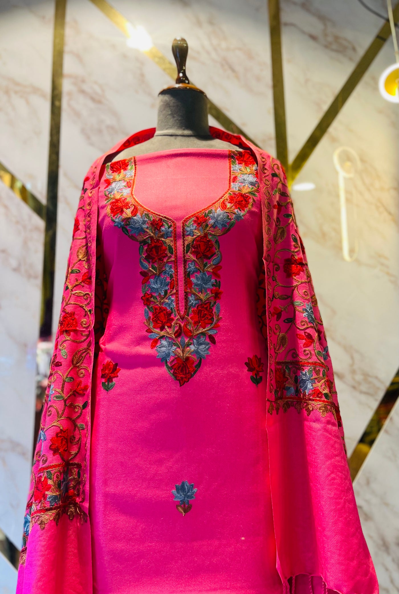 Kashmiri 🥶 winter pure suit (💯%handmade)