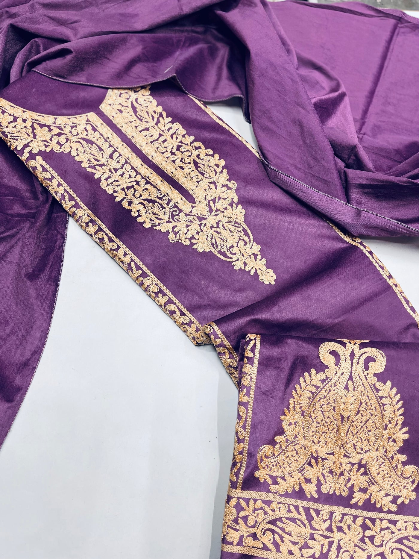 Premium  Kashmiri velvet  🥶 Winter Suit