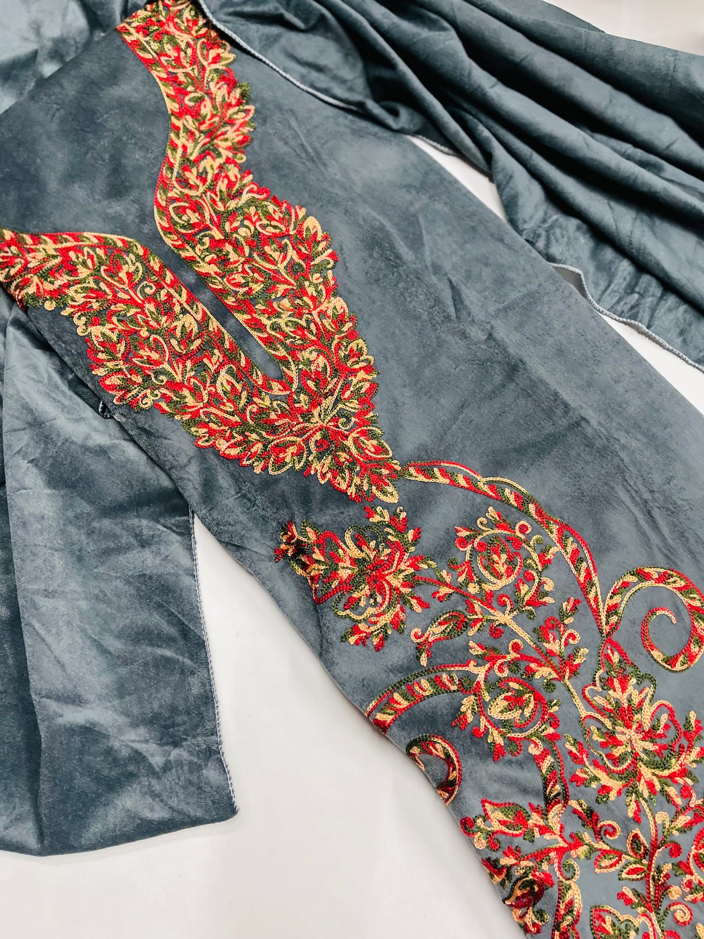 Premium  Kashmiri velvet  🥶 Winter Suit