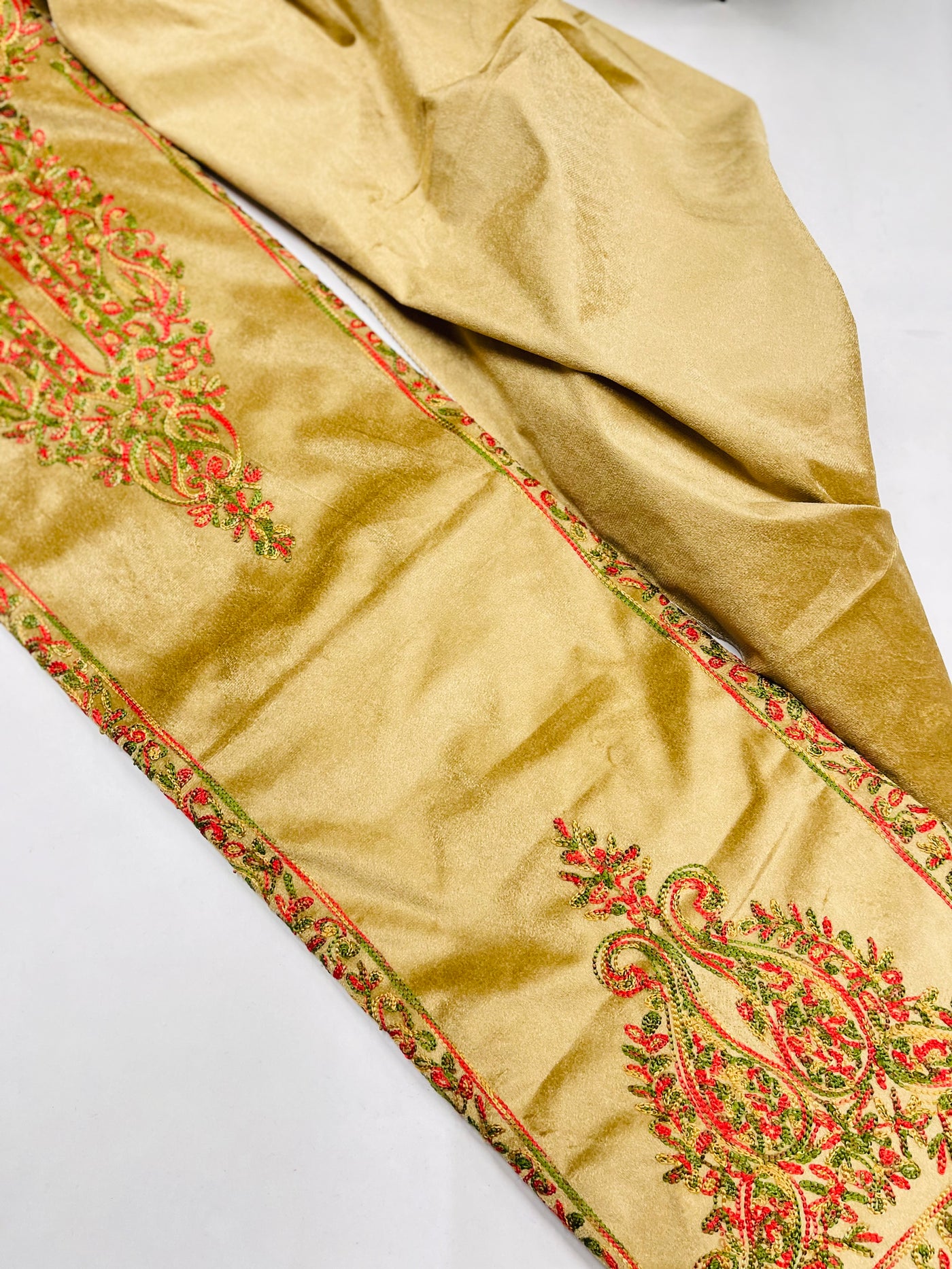 Premium  Kashmiri velvet  🥶 Winter Suit