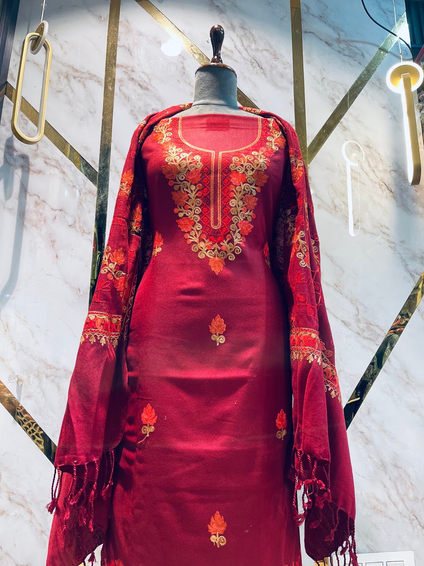 Kashmiri 🥶 winter pure suit (💯%handmade)