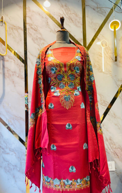 Kashmiri 🥶 winter pure suit (💯%handmade)