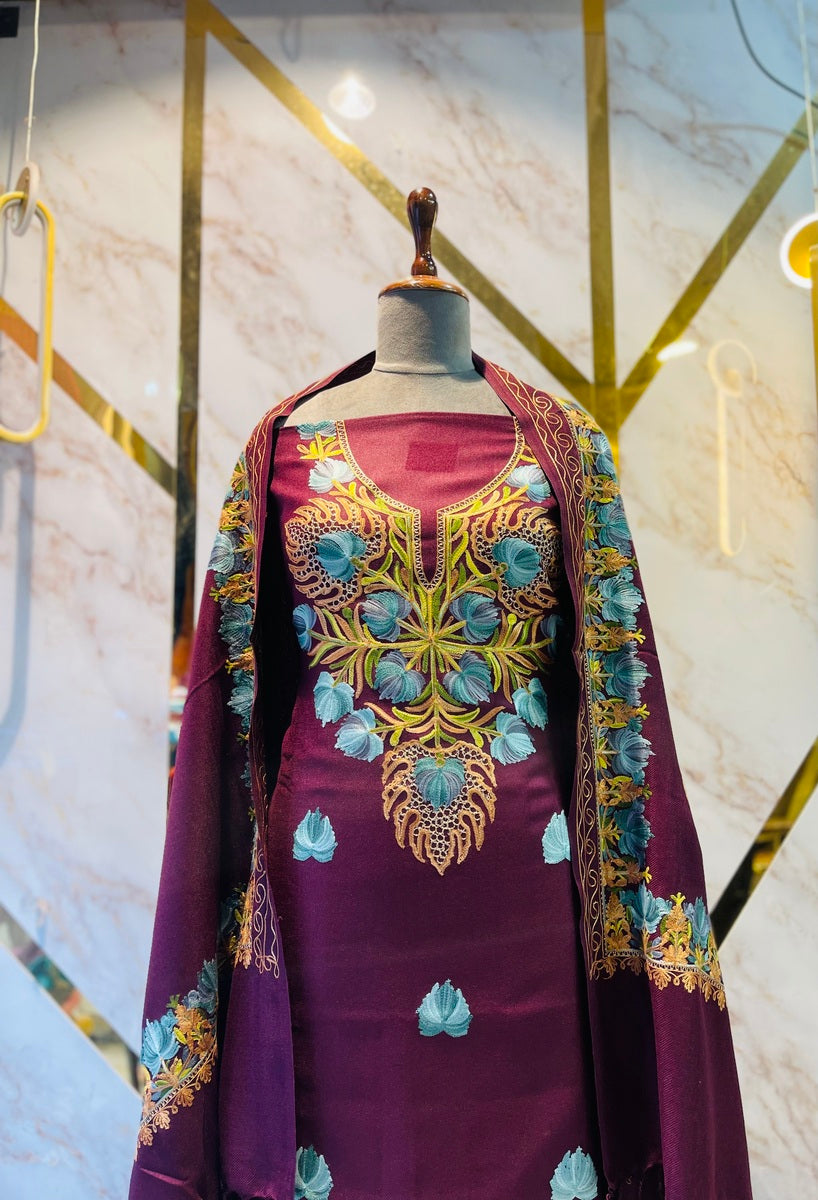 Kashmiri 🥶 winter pure suit (💯%handmade)