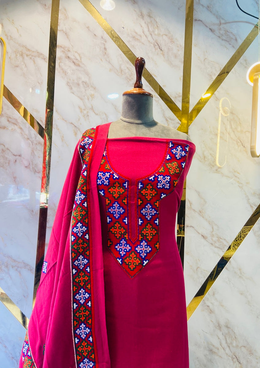 Pure winter 🥶 kinnauri (hand made ) suit( 4 side work ) (