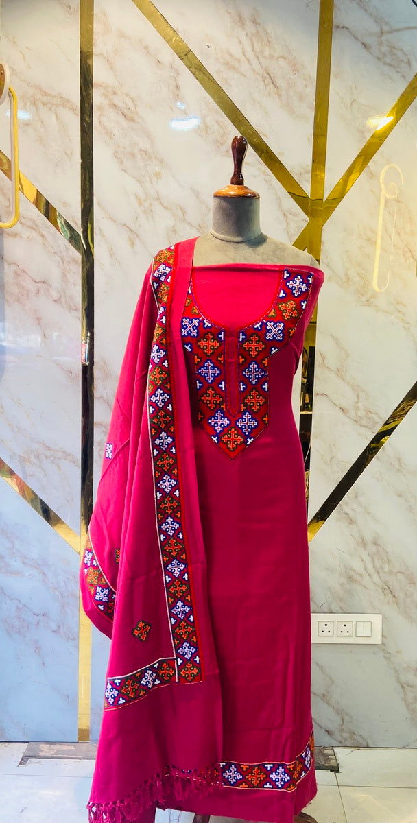 Pure winter 🥶 kinnauri (hand made ) suit( 4 side work ) (
