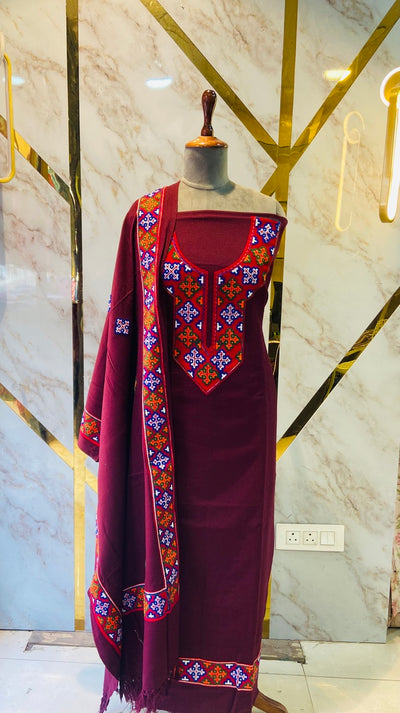 Pure winter 🥶 kinnauri (hand made ) suit( 4 side work )