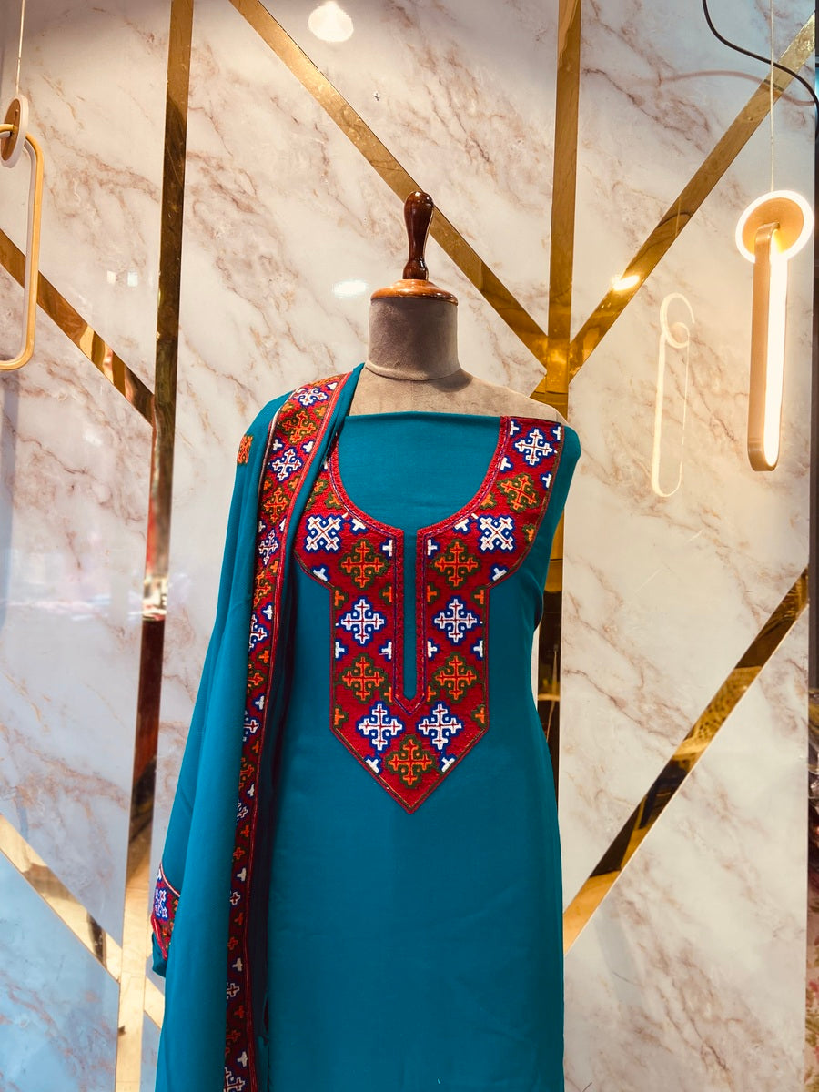 Pure winter 🥶 kinnauri (hand made ) suit( 4 side work)