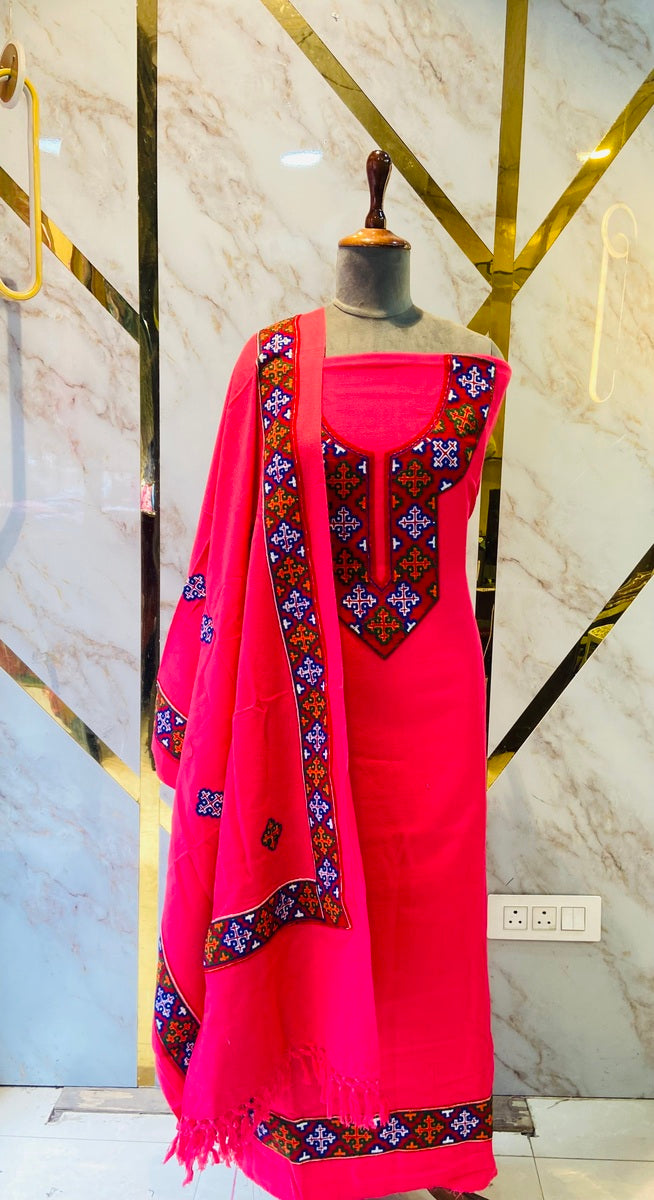 Pure winter 🥶 kinnauri (hand made ) suit( 4 side work)