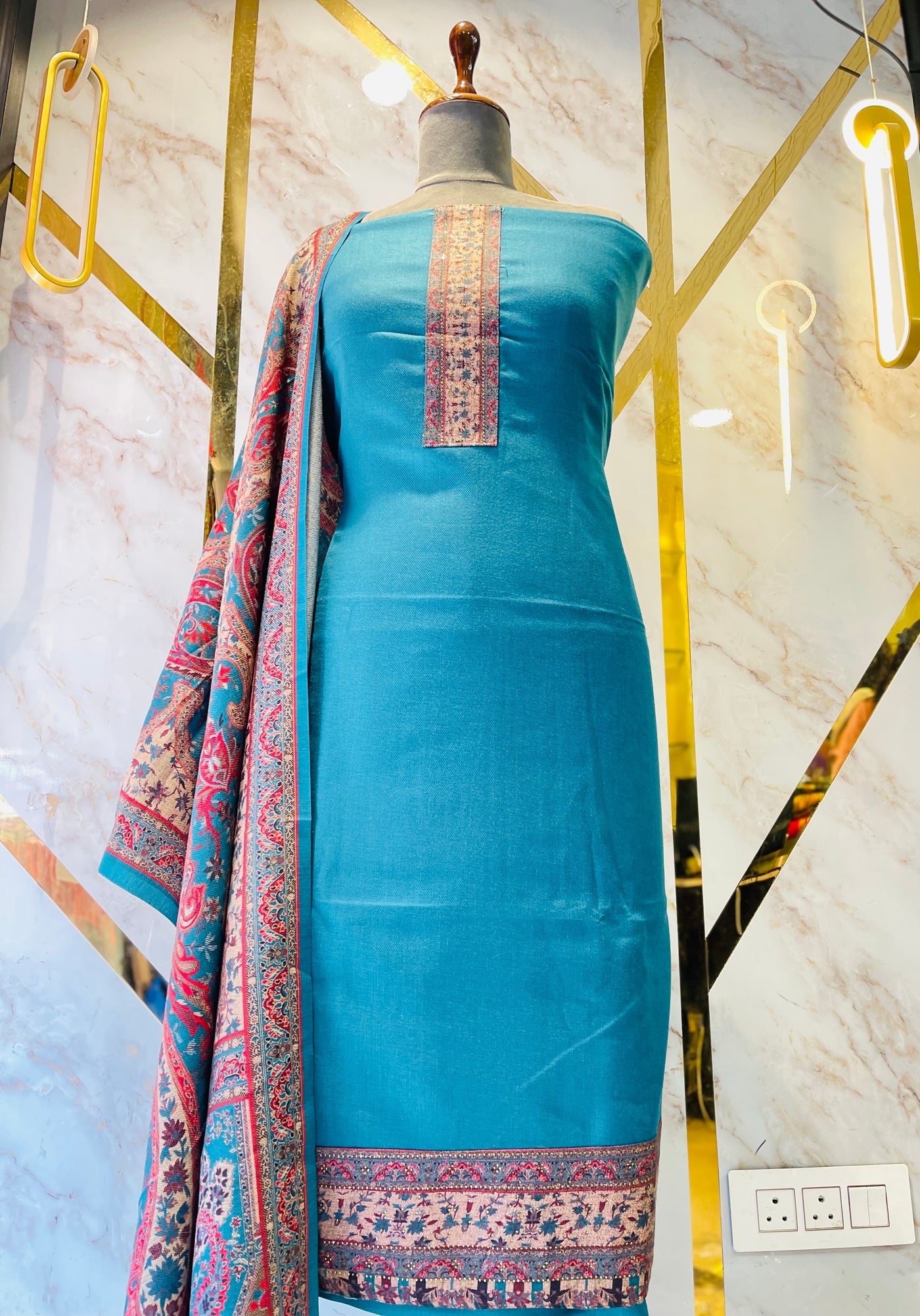 Premium Botique Style Pashmina print Suit