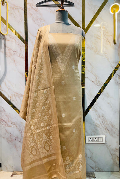 V neck Woollen party 🎉 suit 🥶