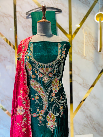 Premium makmal   velvet  🥶 suit