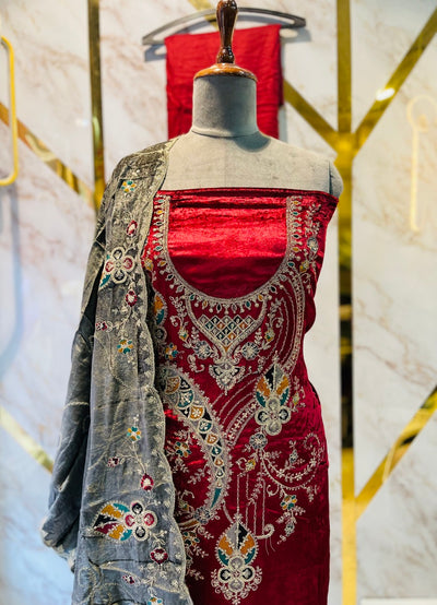 Premium makmal   velvet  🥶 suit