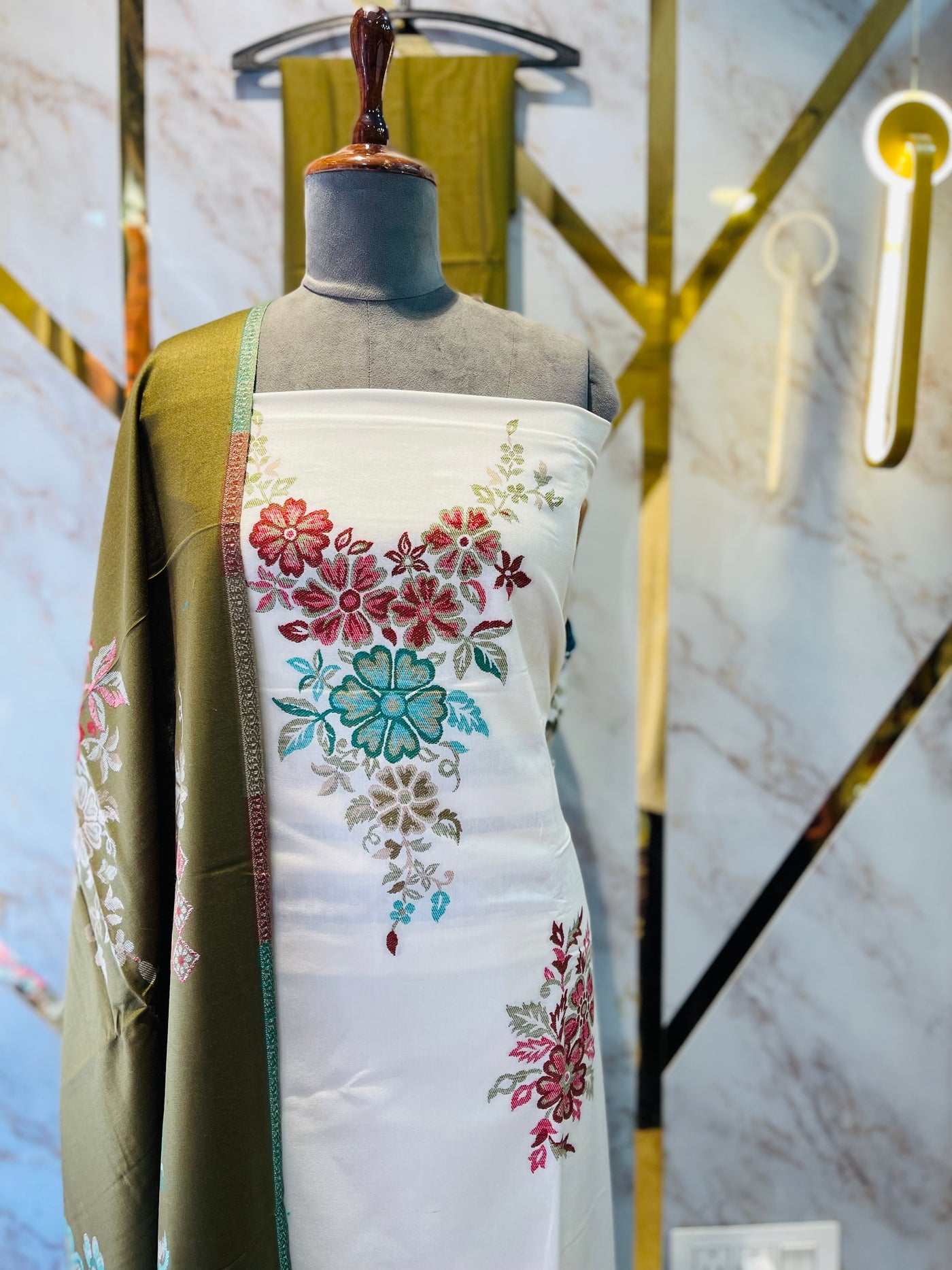 Premium kani Wollen Party Suits (100% Handmade)