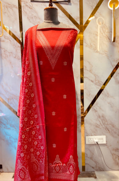 V neck Woollen party 🎉 suit 🥶