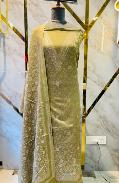 V neck Woollen party 🎉 suit 🥶