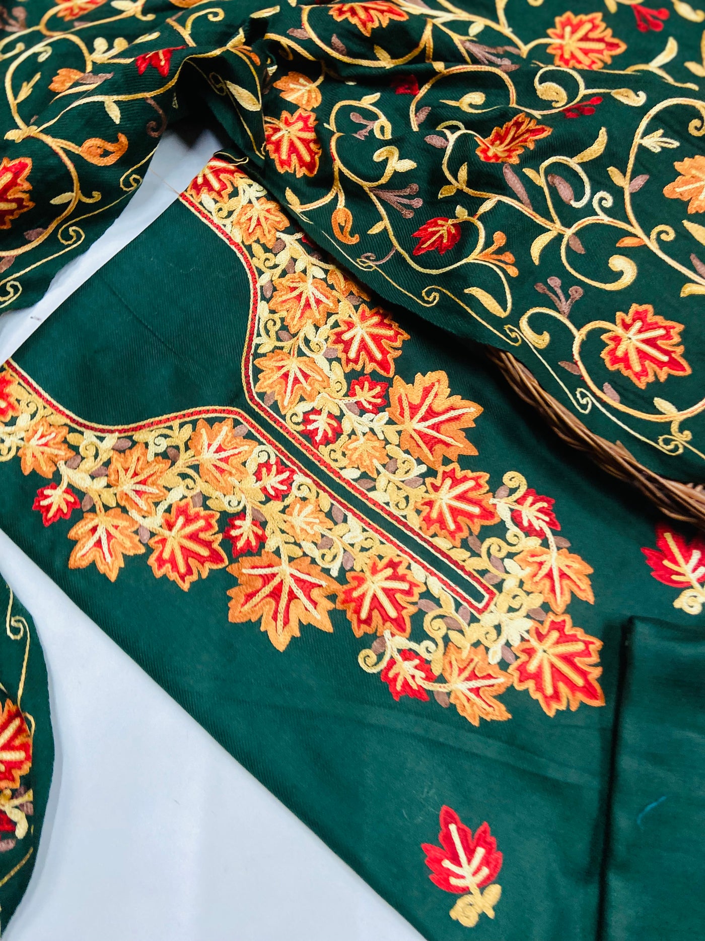 Kashmiri 🥶 winter pure suit (💯%handmade )