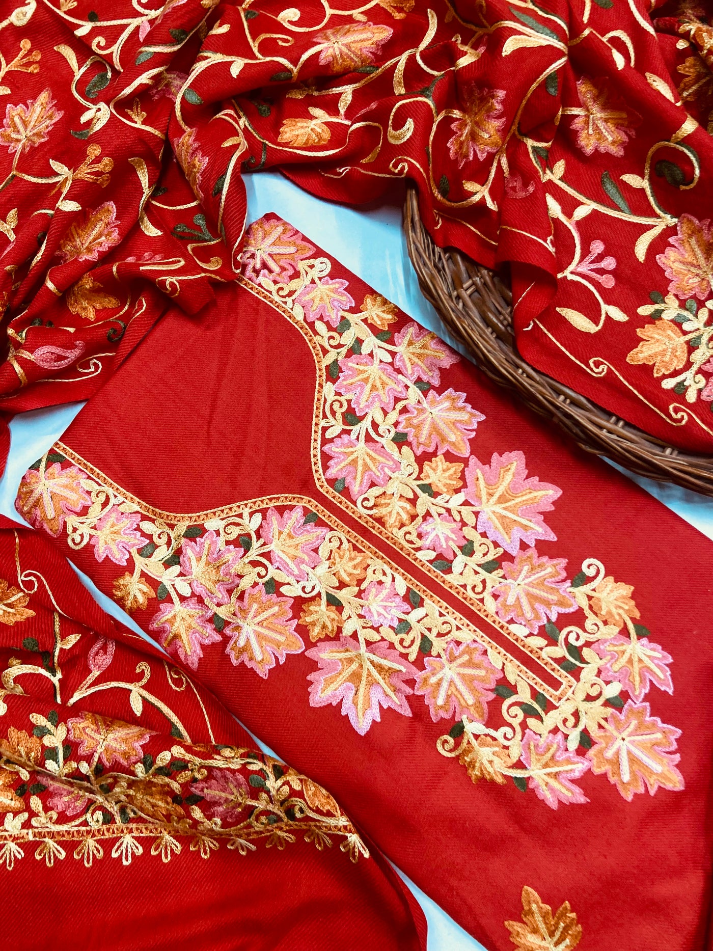 Kashmiri 🥶 winter pure suit (💯%handmade )