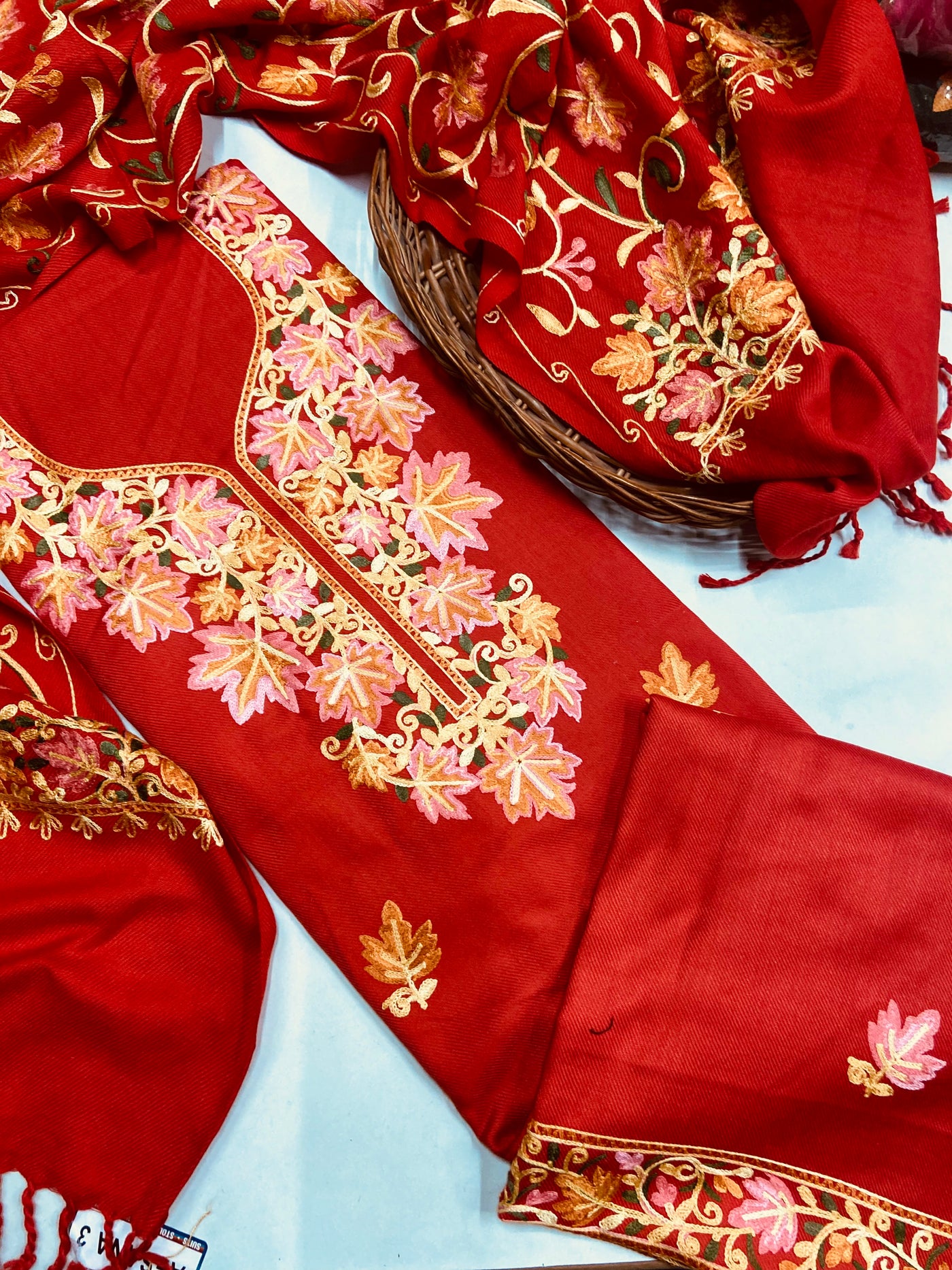 Kashmiri 🥶 winter pure suit (💯%handmade )