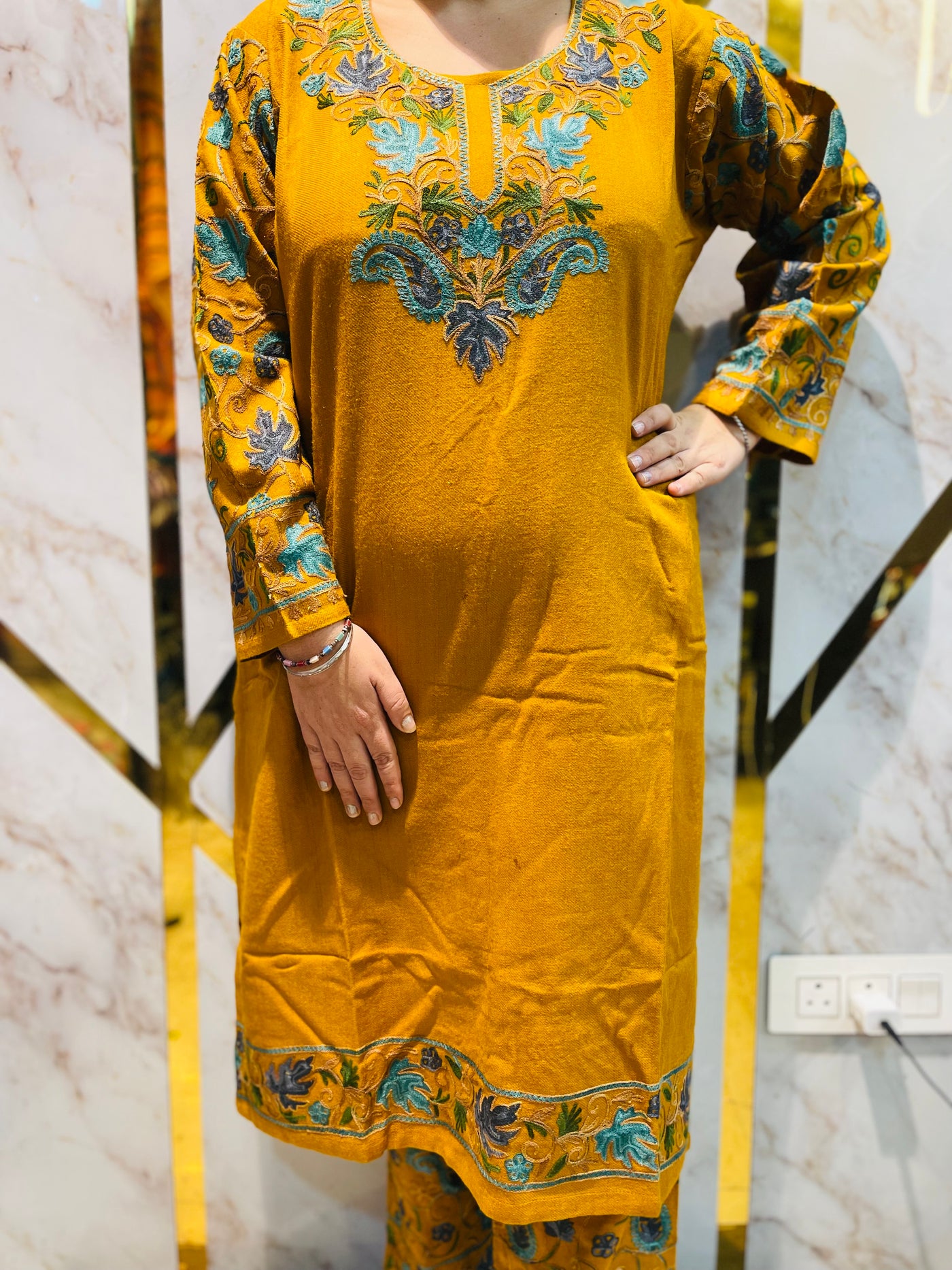 Beautiful  Kashmiri winter 🥶 Ready made cord set