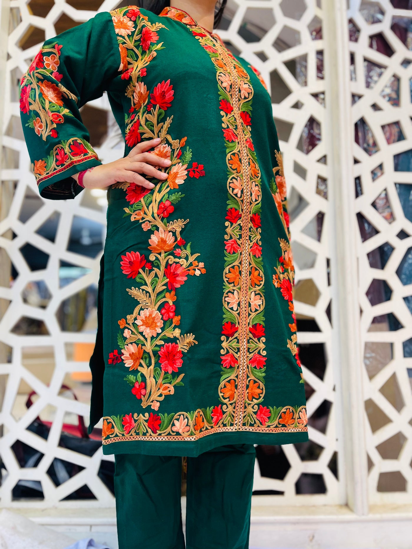 Beautiful Full Length Kashmiri winter 🥶 Ready made suit