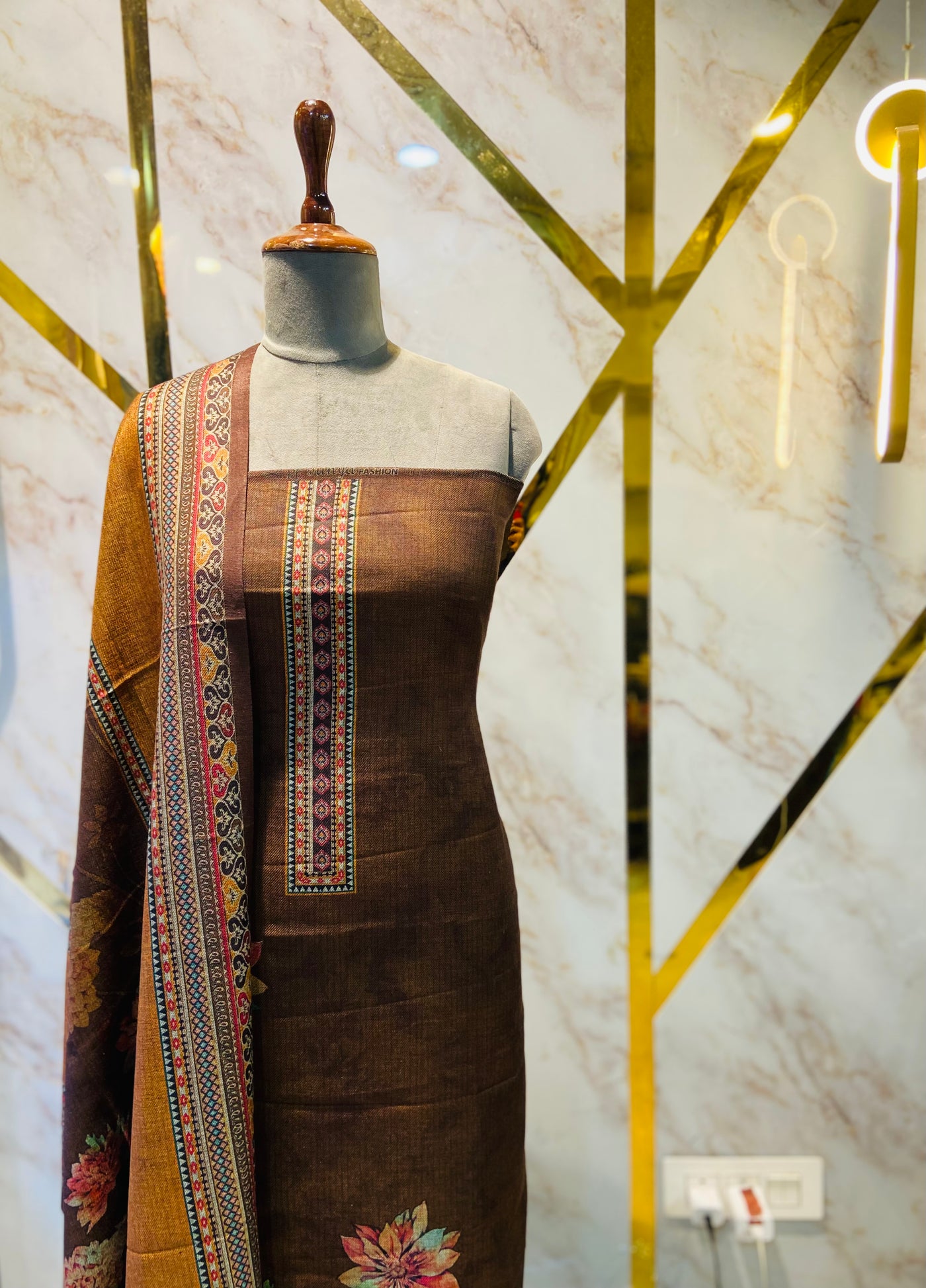 Premium Shimar Pashmina kani print Suit