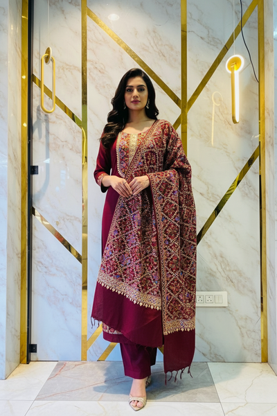 Kashmiri 🥶 winter pure suit (💯%handmade)