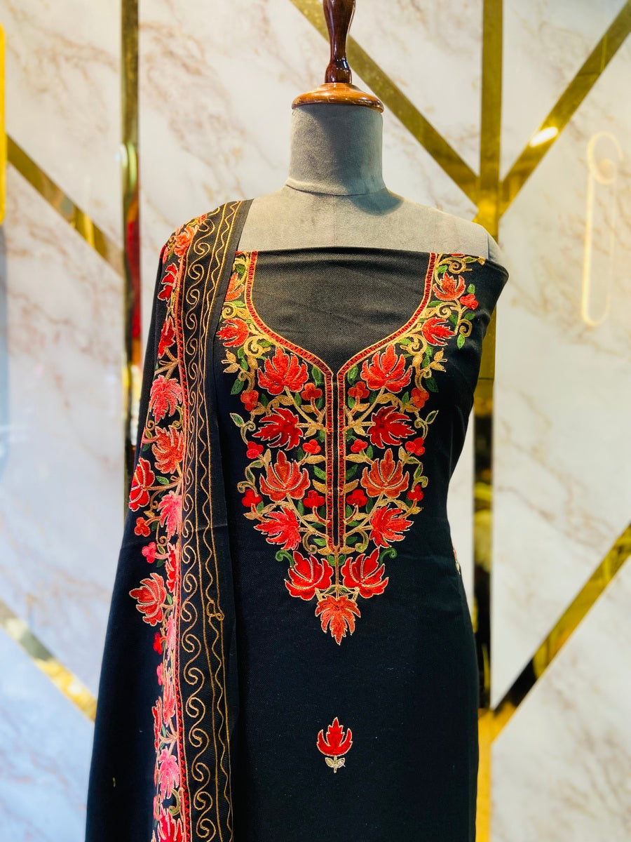 Kashmiri 🥶 winter pure suit (💯%handmade)