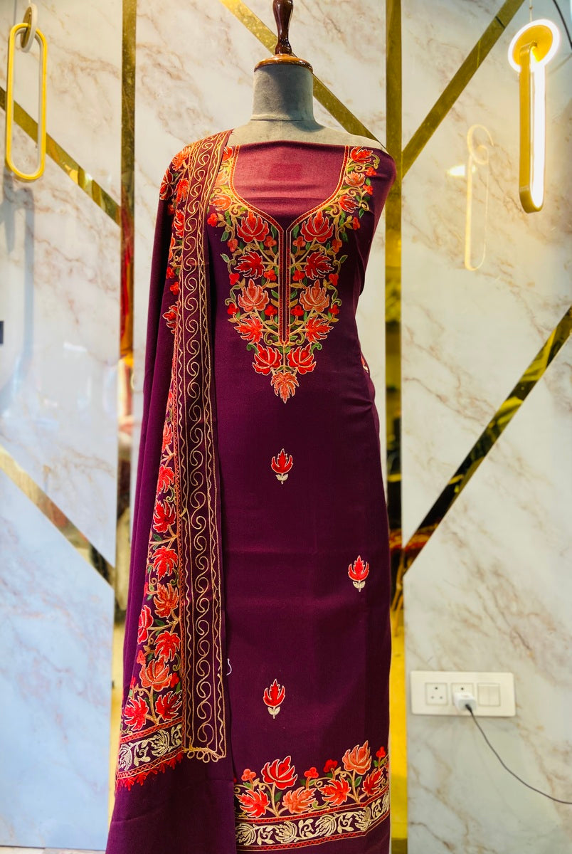 Kashmiri 🥶 winter pure suit (💯%handmade)