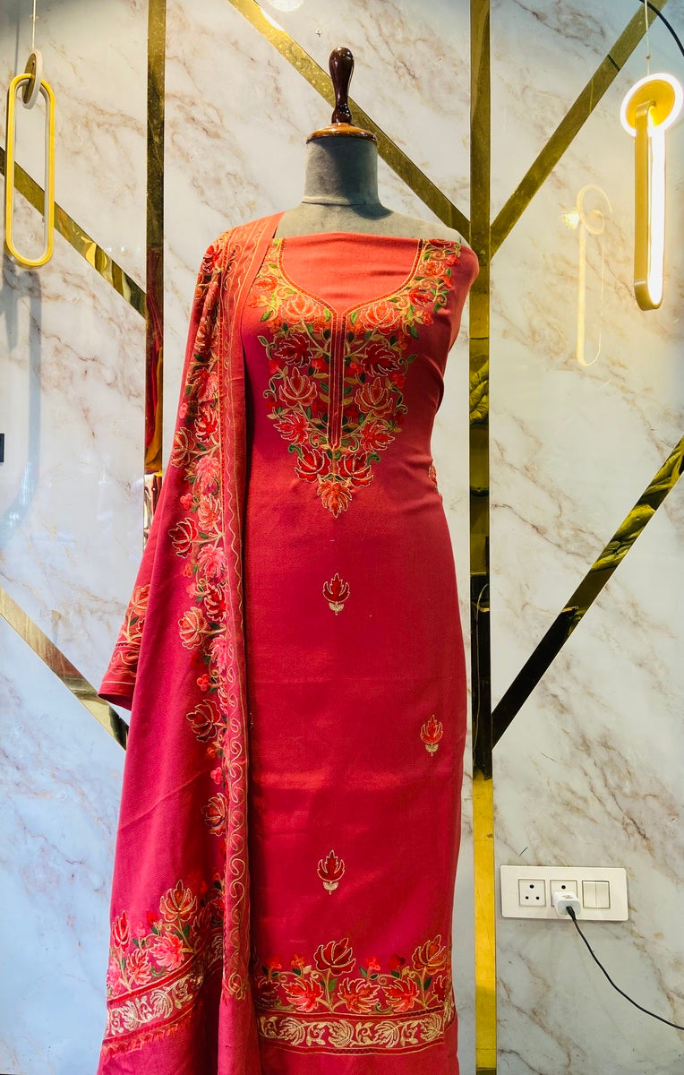 Kashmiri 🥶 winter pure suit (💯%handmade)