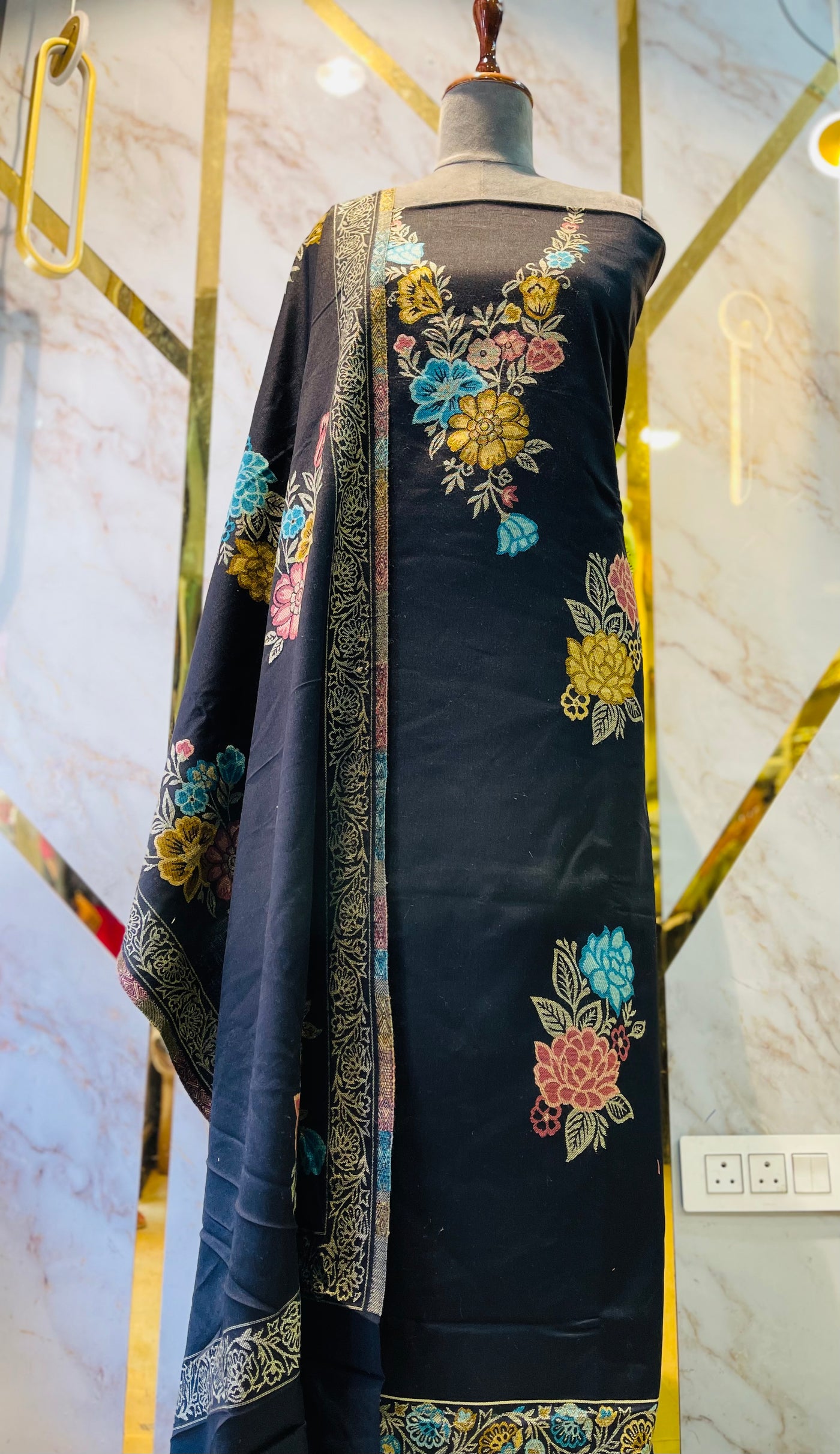 Premium kani Wollen Party Suits (100% Handmade)