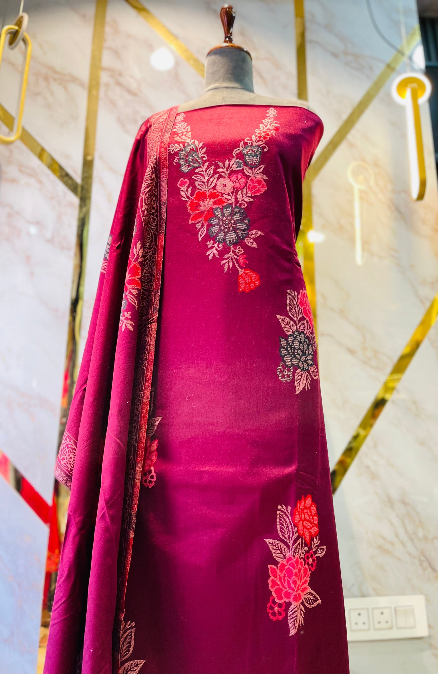 Premium kani Wollen Party Suits (100% Handmade)