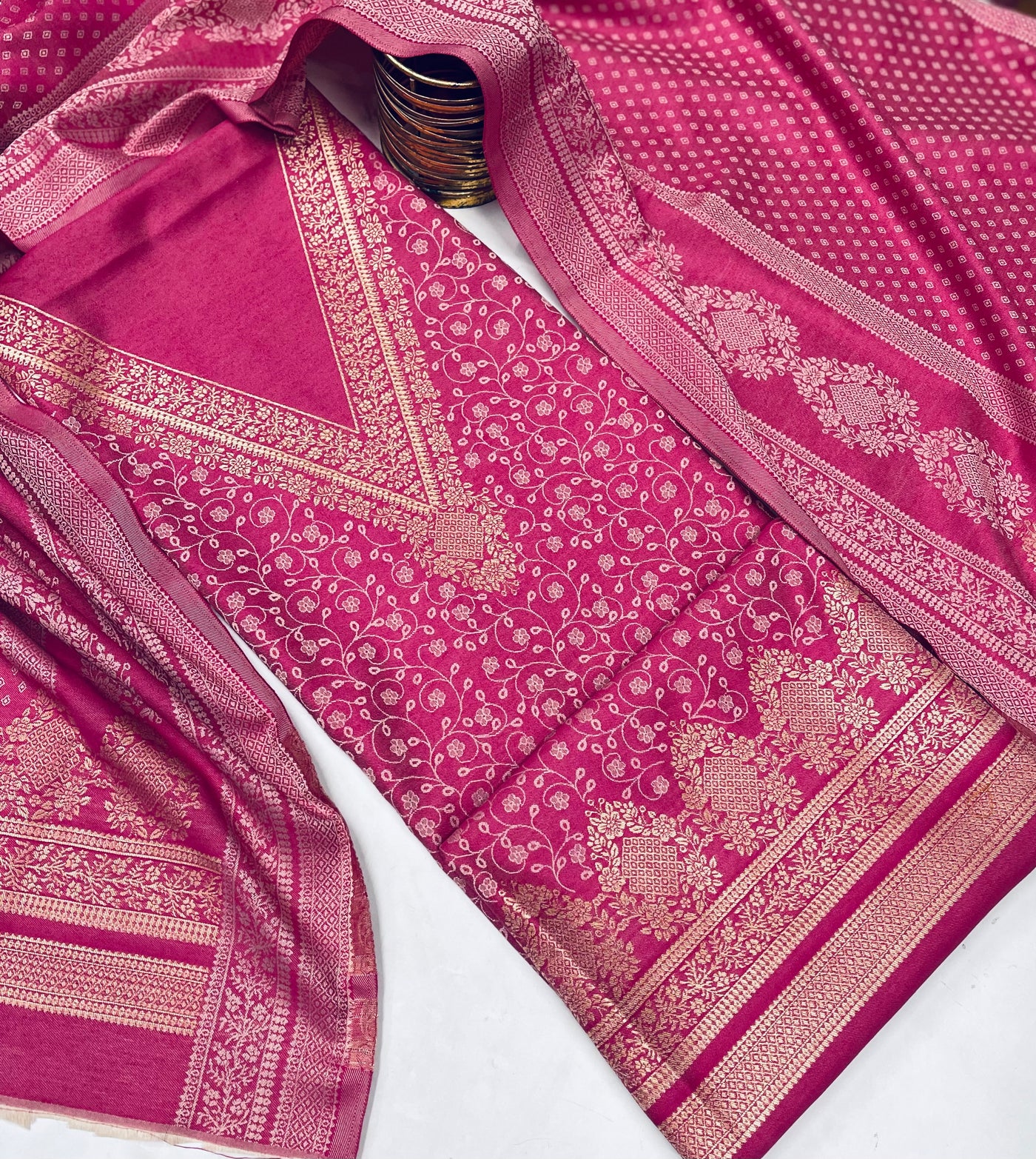 V neck Woollen party 🎉 suit 🥶