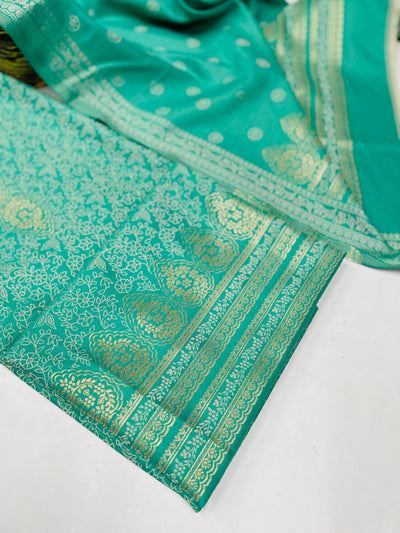 V neck Woollen party 🎉 suit 🥶