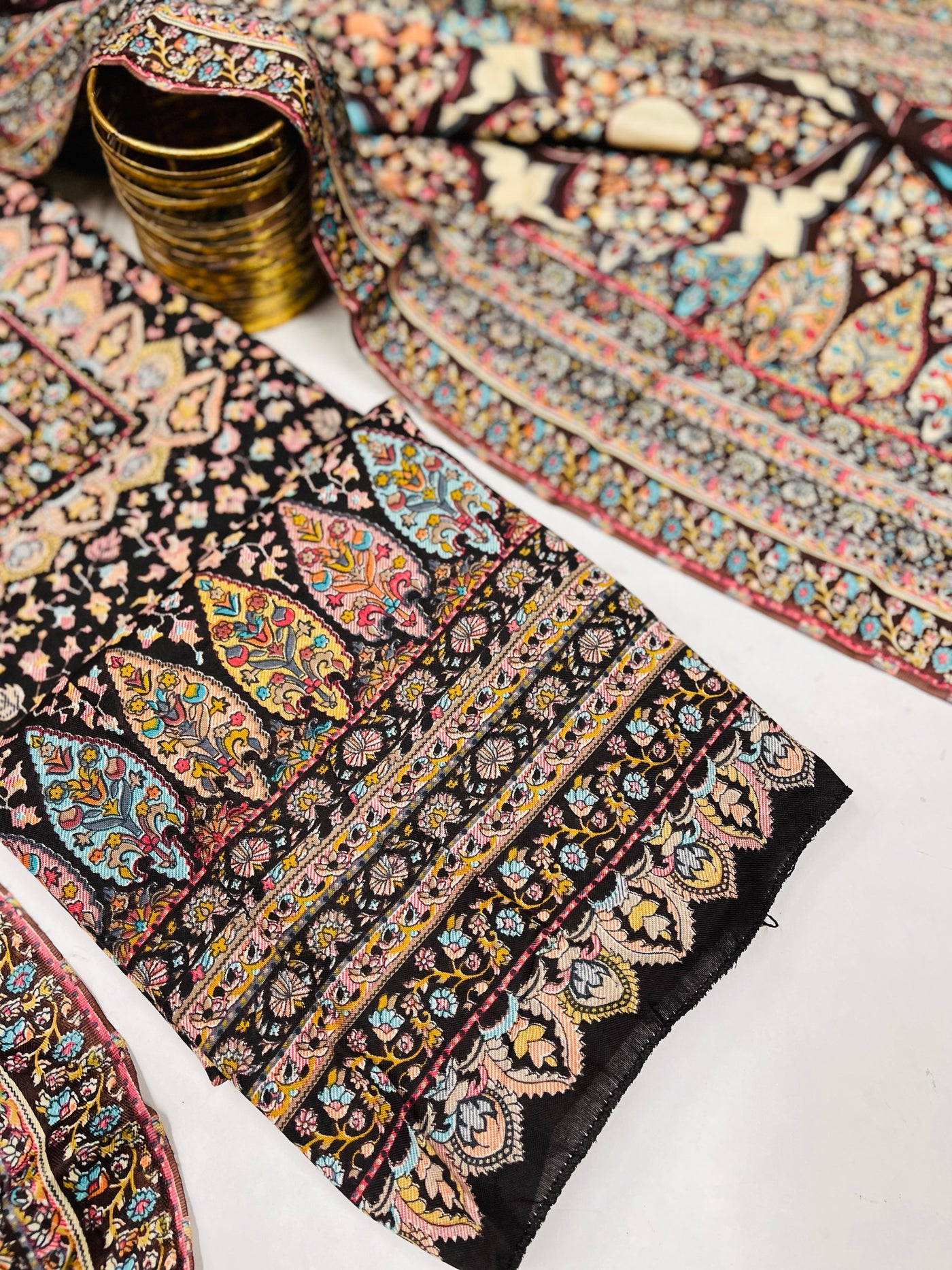 kashmiri  winter kani print Suit