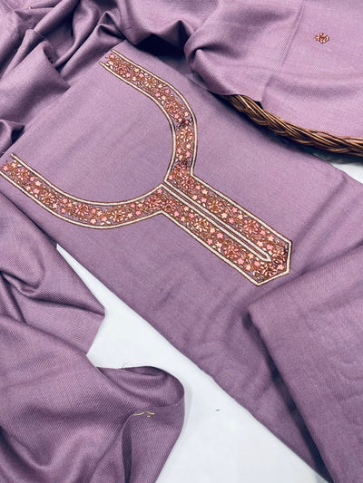 Kashmiri 🥶 winter pure embroidery 🧵 suit (💯%handmade )