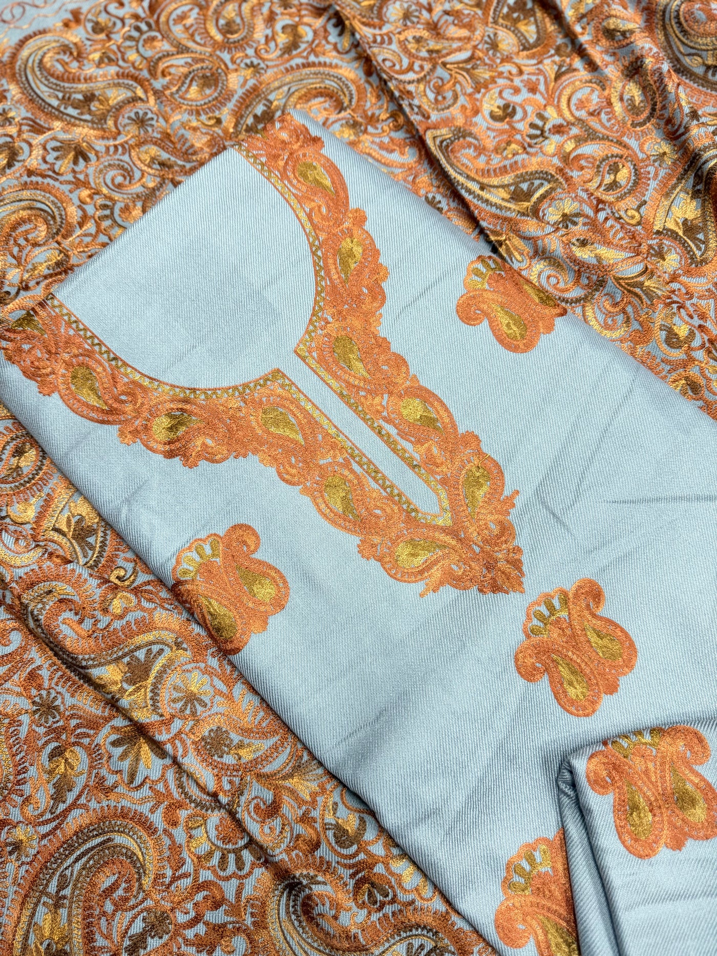 Kashmiri 🥶 winter pure suit (💯%handmade)