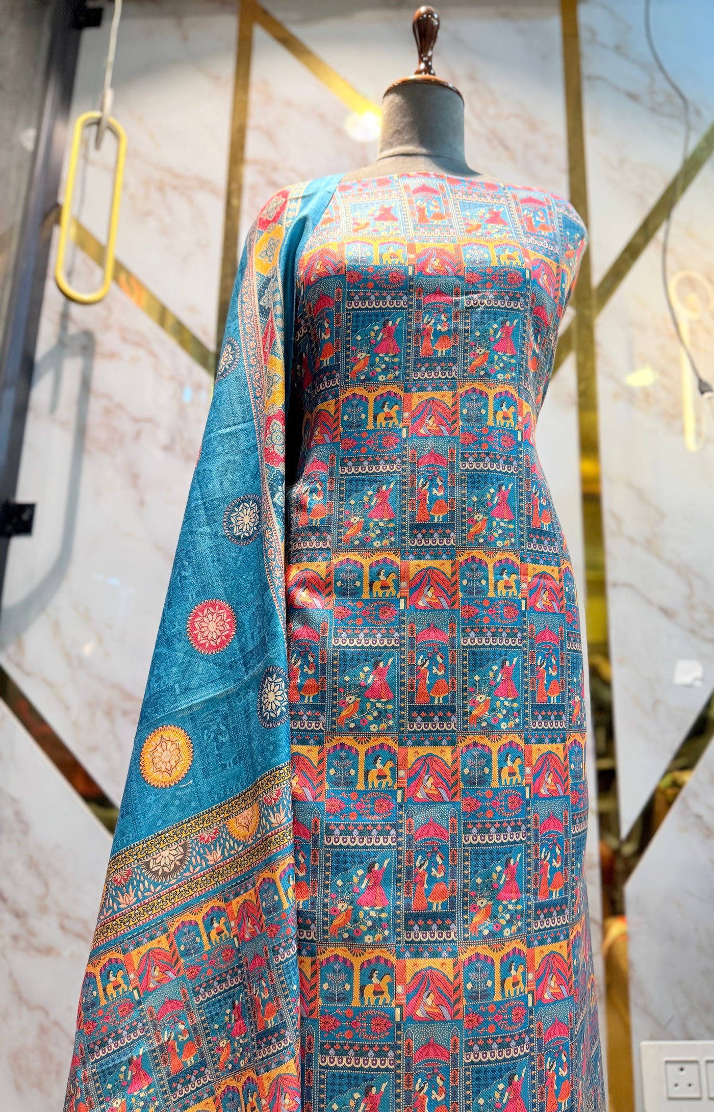 Premium Winter Pashmina Raja Rani Suit